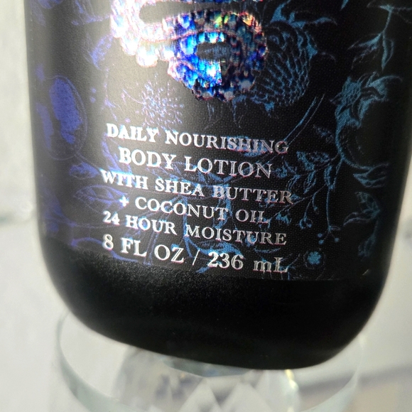 Wicked Vanilla Woods • 2 Piece - Picture 6 of 12